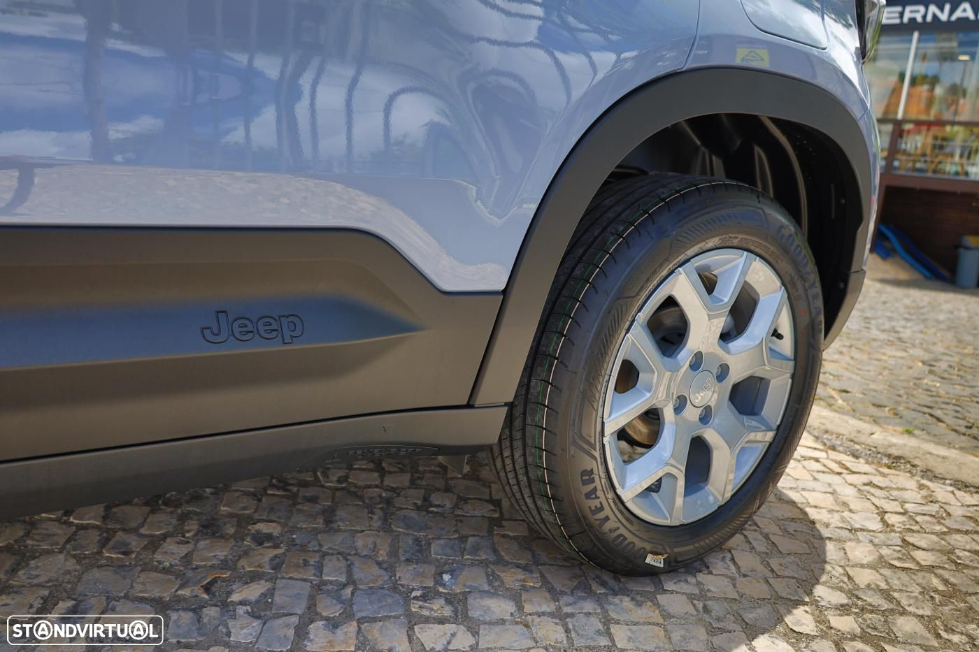 Jeep Avenger 1.2 GSE T3 Altitude - 8