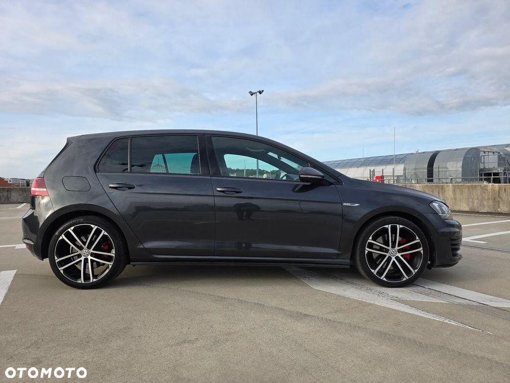 Volkswagen Golf 2.0 TDI BMT GTD - 20