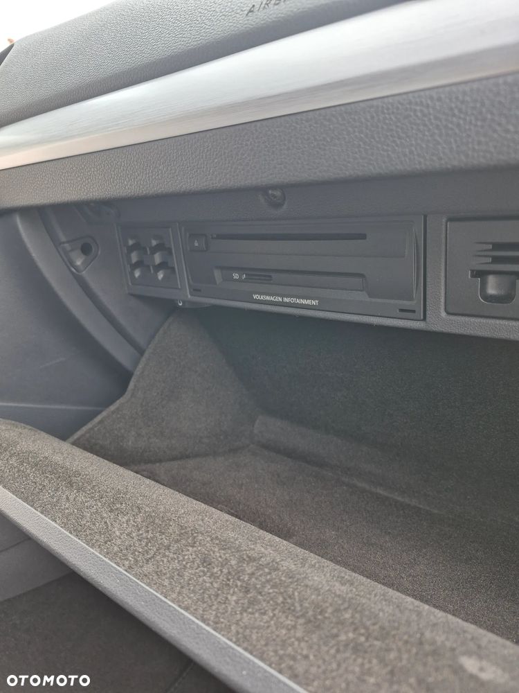 Volkswagen Golf - 39