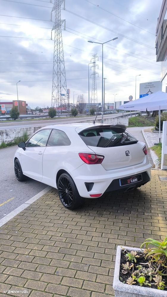 SEAT Ibiza SC 1.4 TSI DSG Cupra - 4