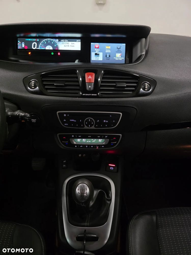 Renault Scenic dCi 130 FAP Bose Edition - 12