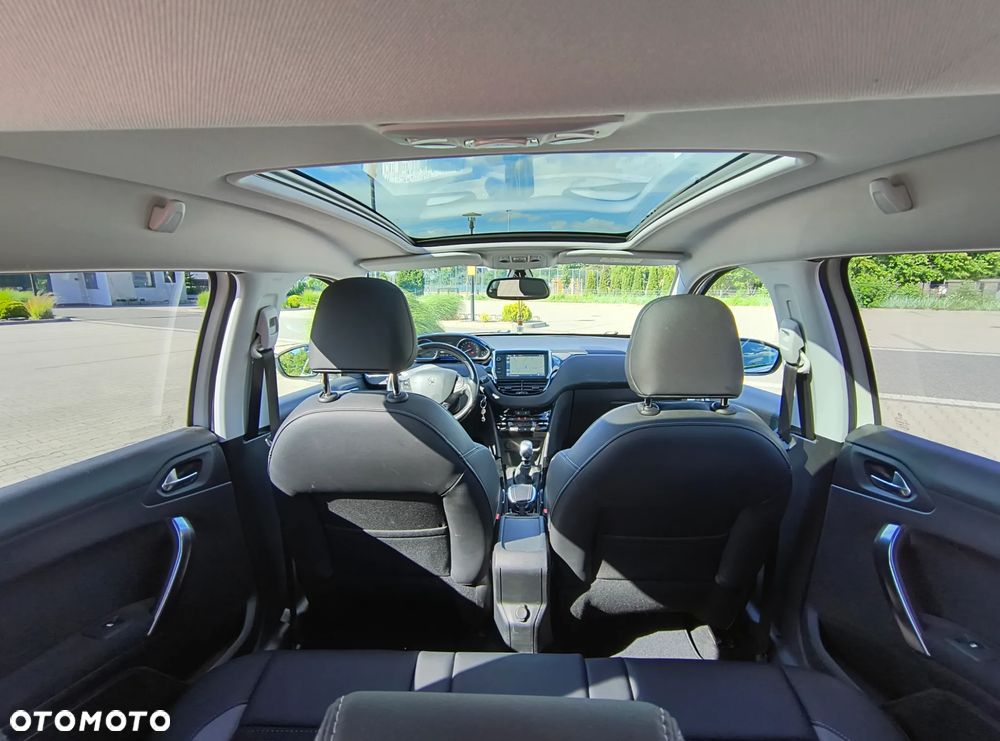 Peugeot 2008 1.6 BlueHDi Allure - 13
