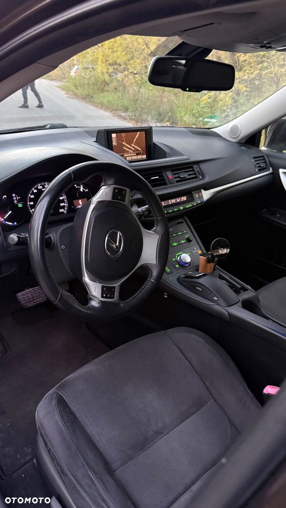 Lexus CT - 6