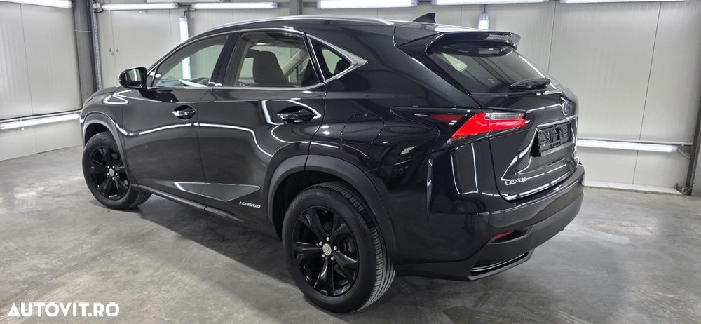 Lexus Seria NX 300h AWD Luxury - 29