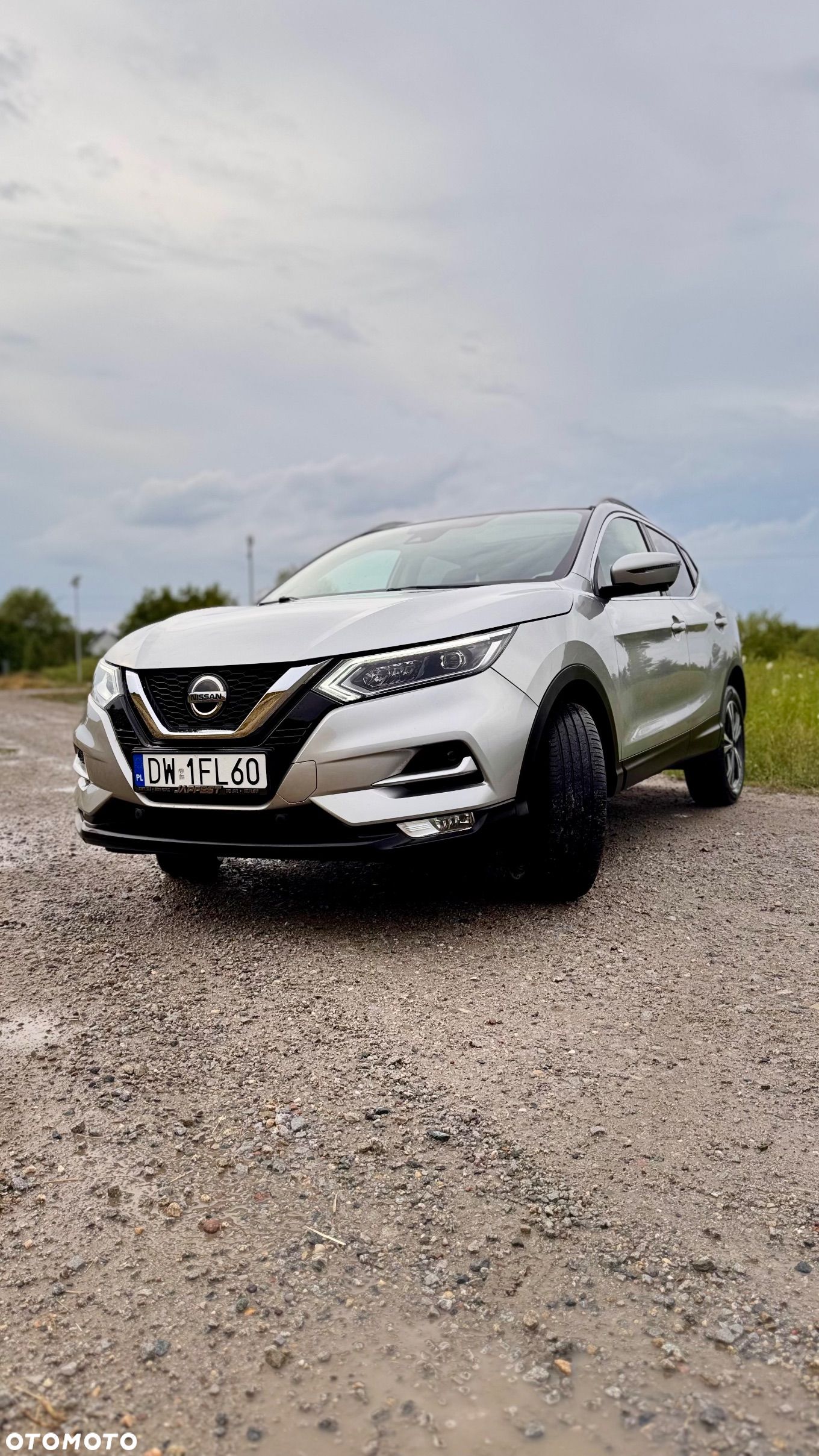 Nissan Qashqai 1.3 DIG-T N-Connecta - 1