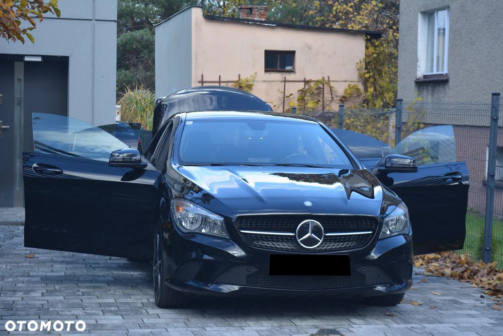Mercedes-Benz CLA 180 7G-DCT StreetStyle - 16