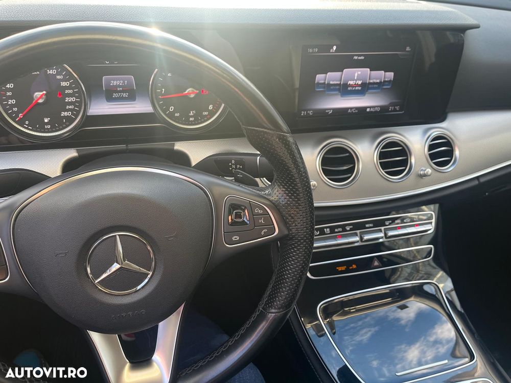 Mercedes-Benz E 220 d 9G-TRONIC - 19