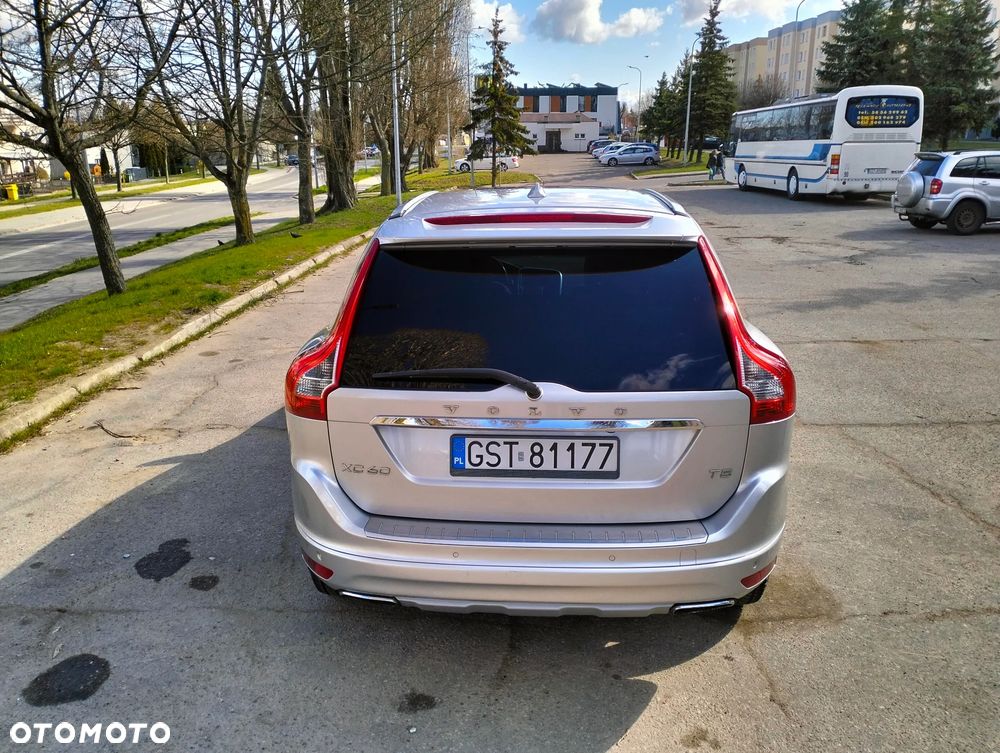 Volvo XC 60 T5 Geartronic Kinetic - 3