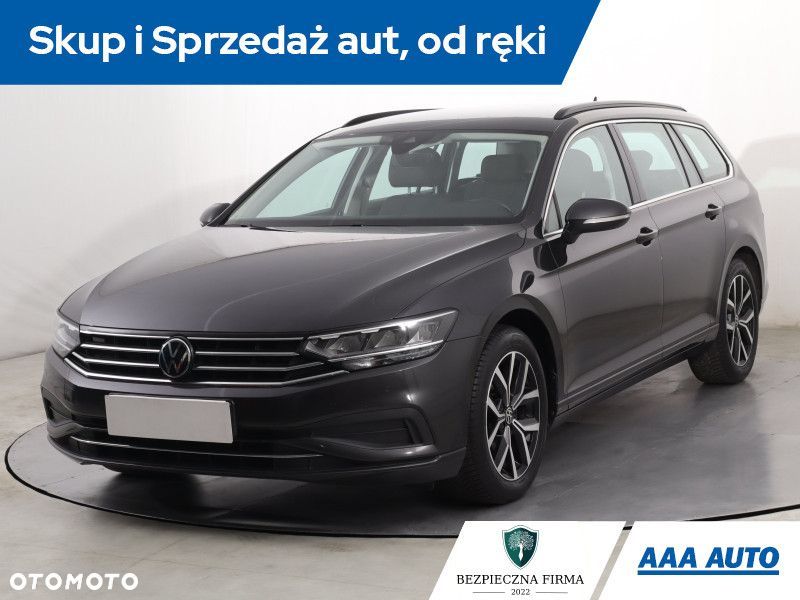 Volkswagen Passat Variant - 3