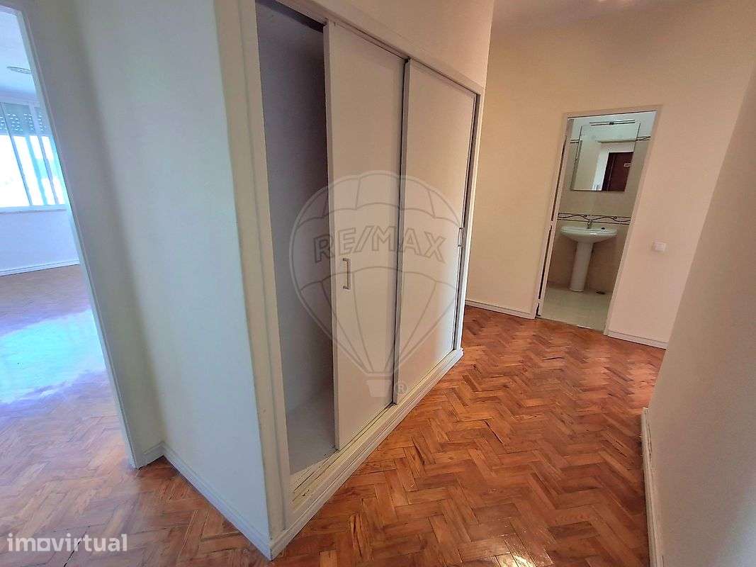 Apartamento T2 para arrendamento - Grande imagem: 4/10