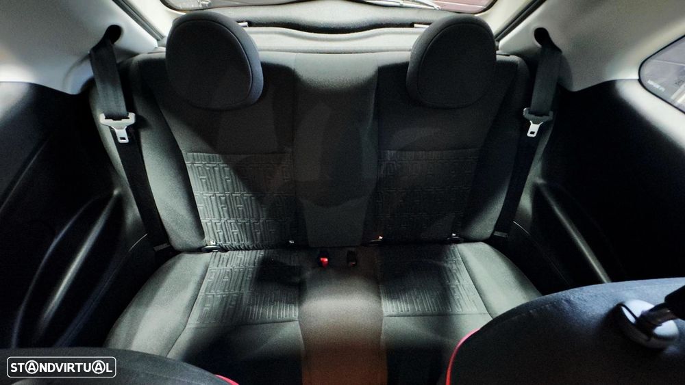 Fiat 500e 23,8kWh Red - 26