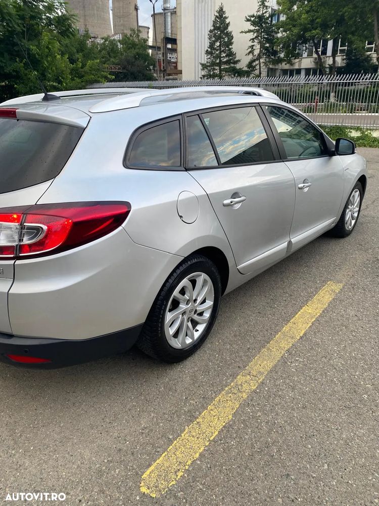 Renault Megane 1.5 dCi Dynamique Aut. - 5