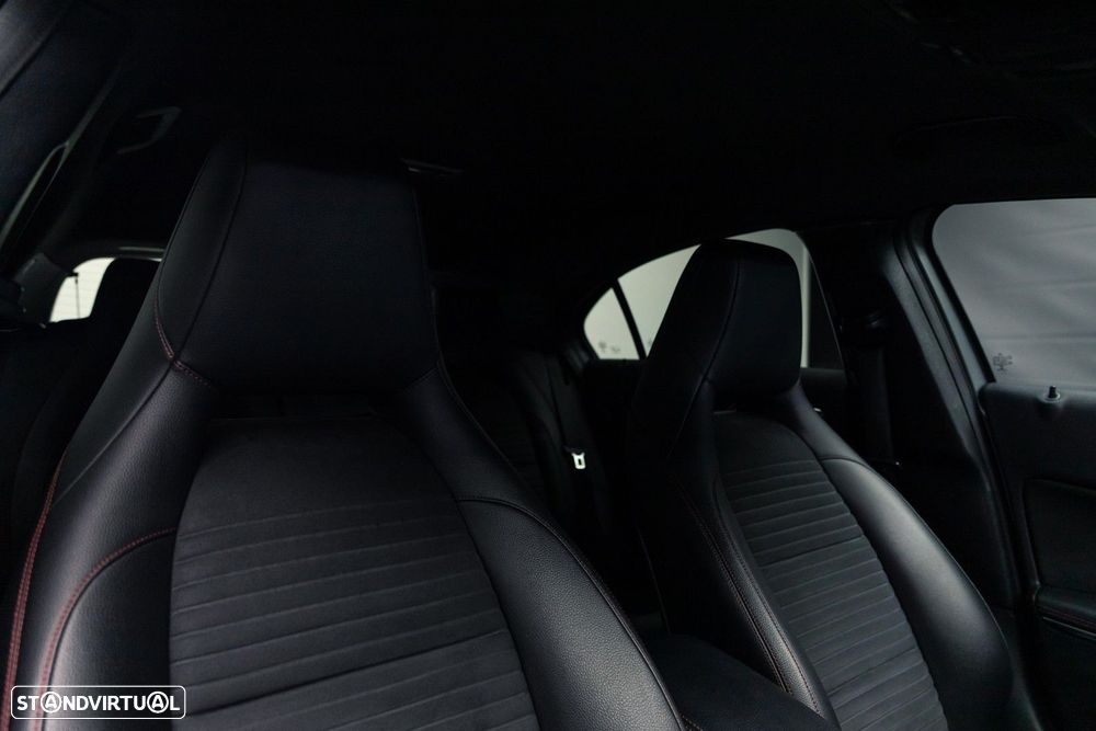 Mercedes-Benz A 220 d AMG Line Aut. - 22