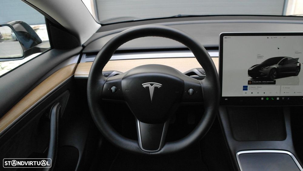 Tesla Model 3 Long Range Tração Traseira - 41