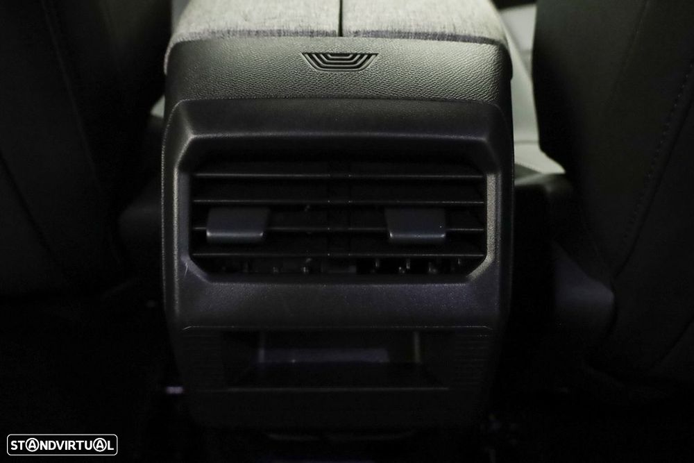 Peugeot 3008 1.2 Hybrid Allure e-DCS6 - 21