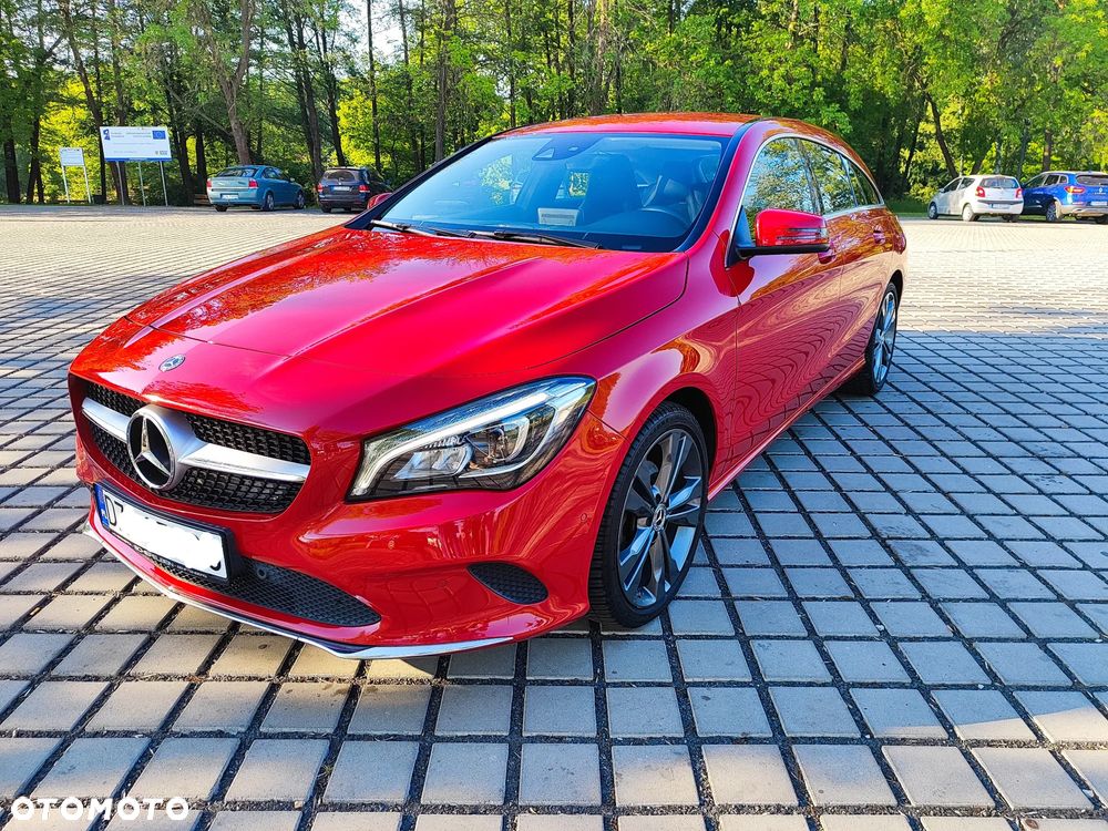 Mercedes-Benz CLA 180 7G-DCT - 12