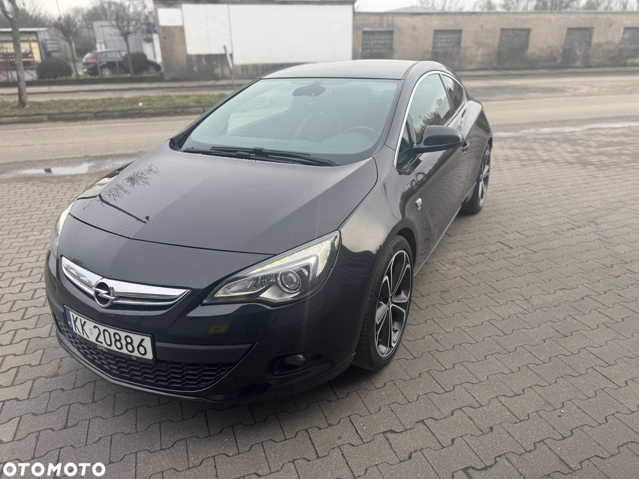 Opel Astra IV GTC 1.6 T SIDI Sport S&S - 9
