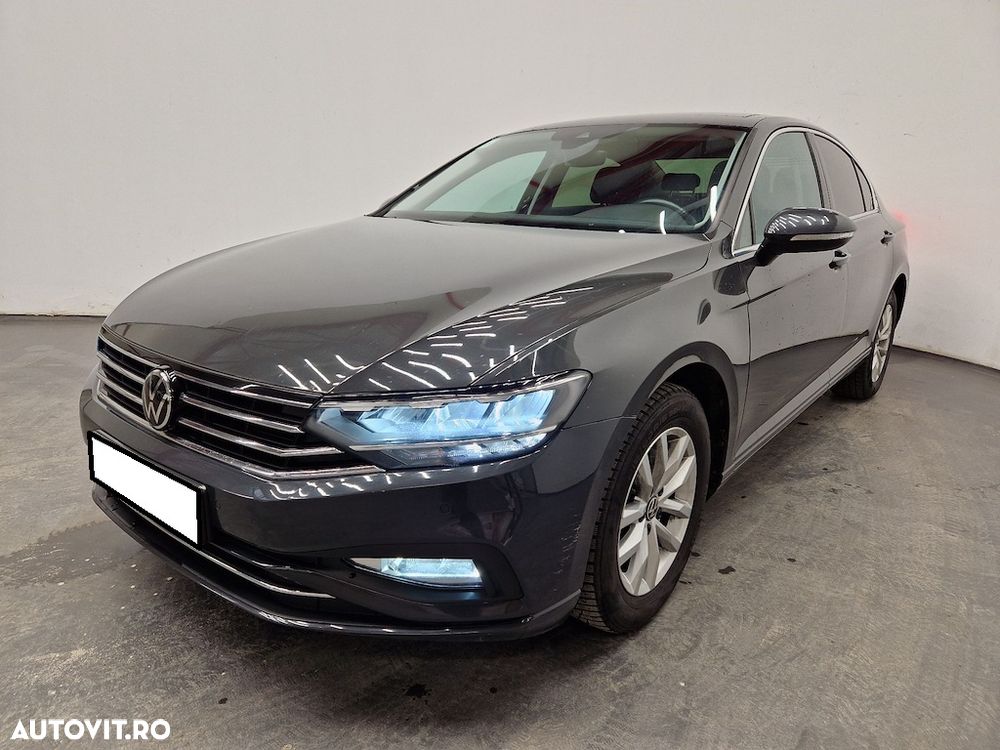 Volkswagen Passat 2.0 TDI DSG Comfortline - 2