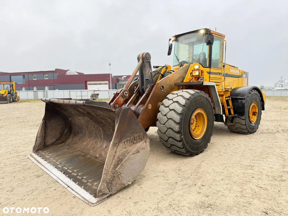 Volvo L180C