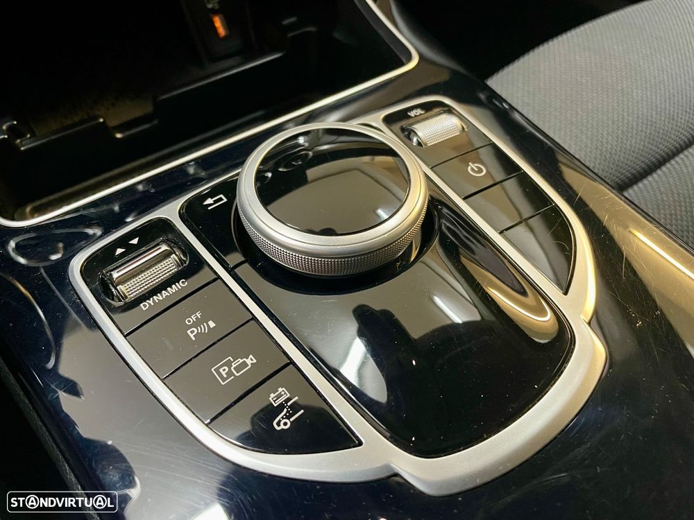 Mercedes-Benz C 300 de Avantgarde - 35