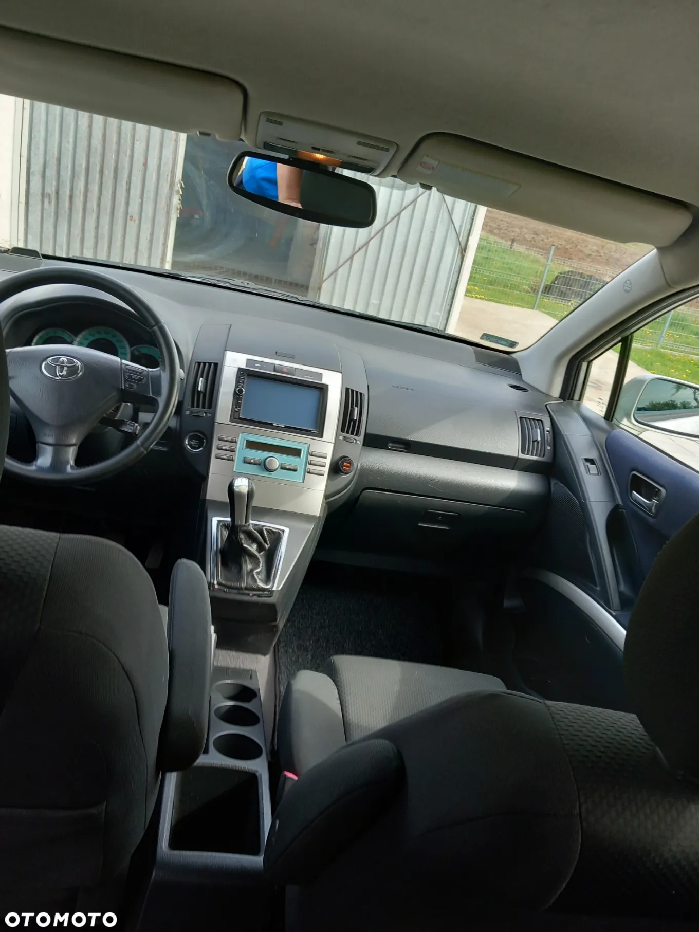 Toyota Corolla Verso 1.8 Sol 7os - 9