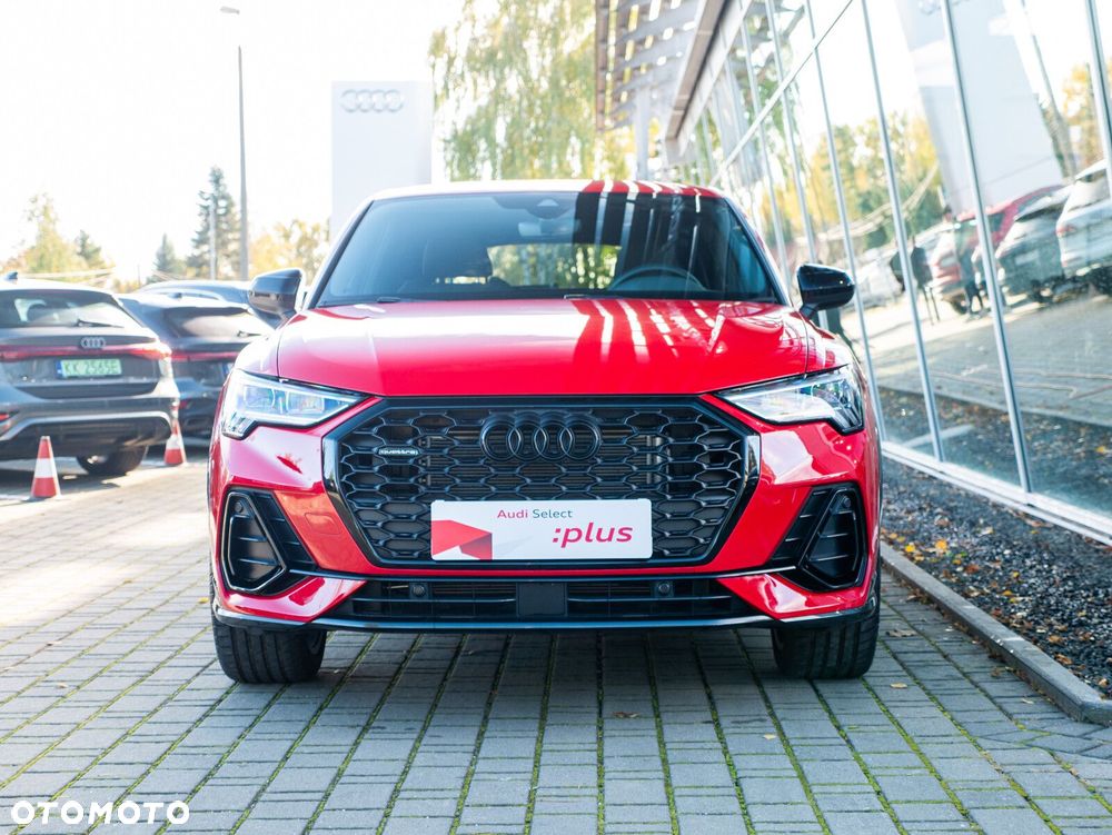 Audi Q3 Sportback - 10