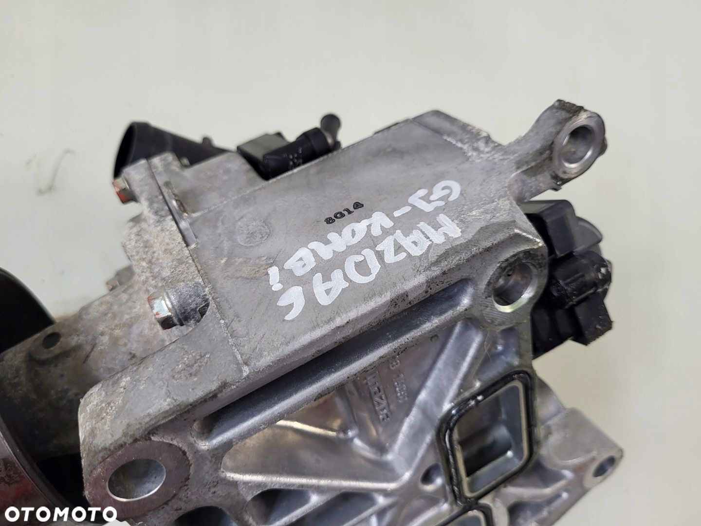MAZDA 6 III GL 2.2 D POMPA WODY TERMOSTAT OBUDOWA od 18Rr. F-587693.01-0231 - 11