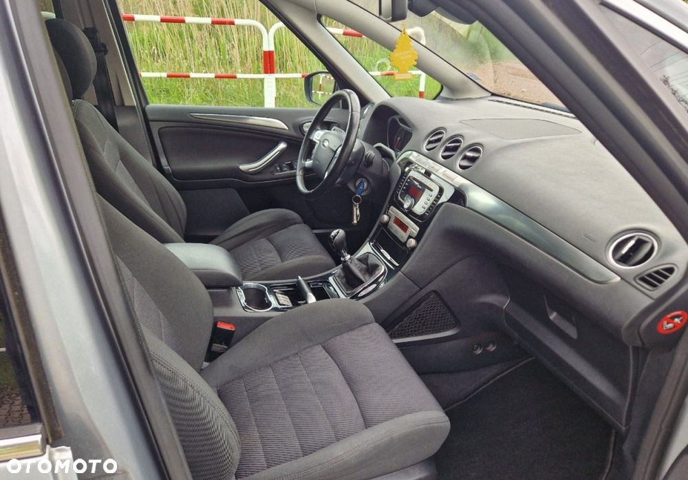 Ford S-Max 2.0 TDCi DPF Titanium - 28