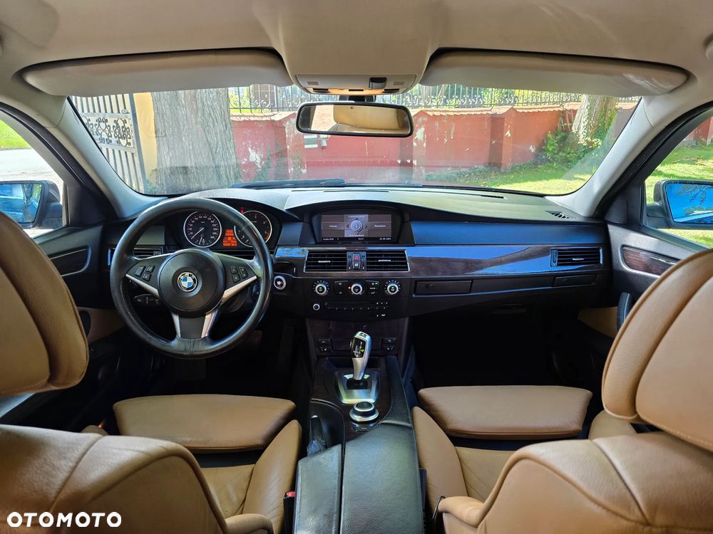 BMW Seria 5 535d - 19