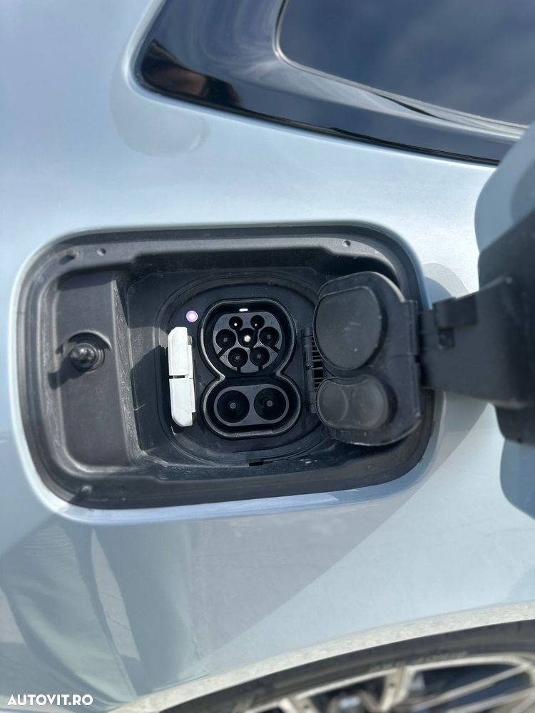 BMW i4 - 16
