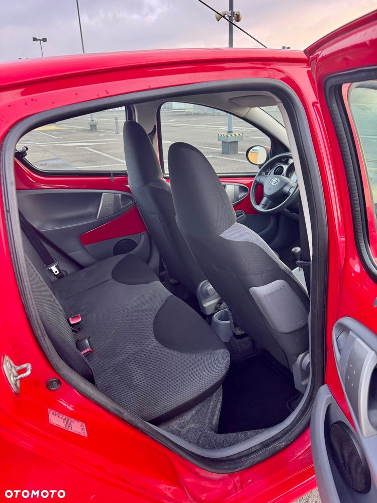 Toyota Aygo 1.0 VVT-i Luna MM A/C - 12