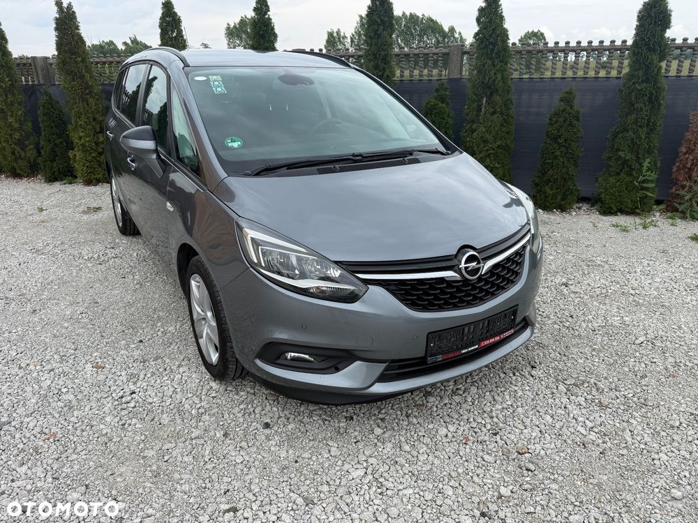 Opel Zafira - 12