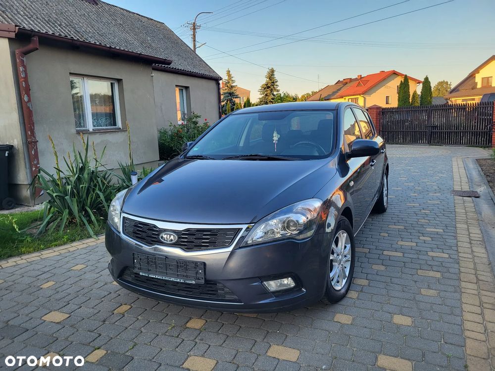 Kia Ceed 1.4 Comfort + - 4