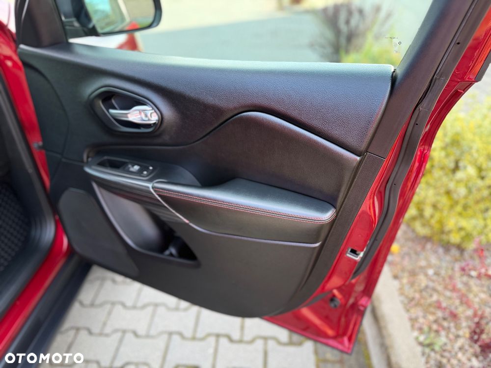 Jeep Cherokee 3.2 V6 Active Drive Lock Trailhawk - 39