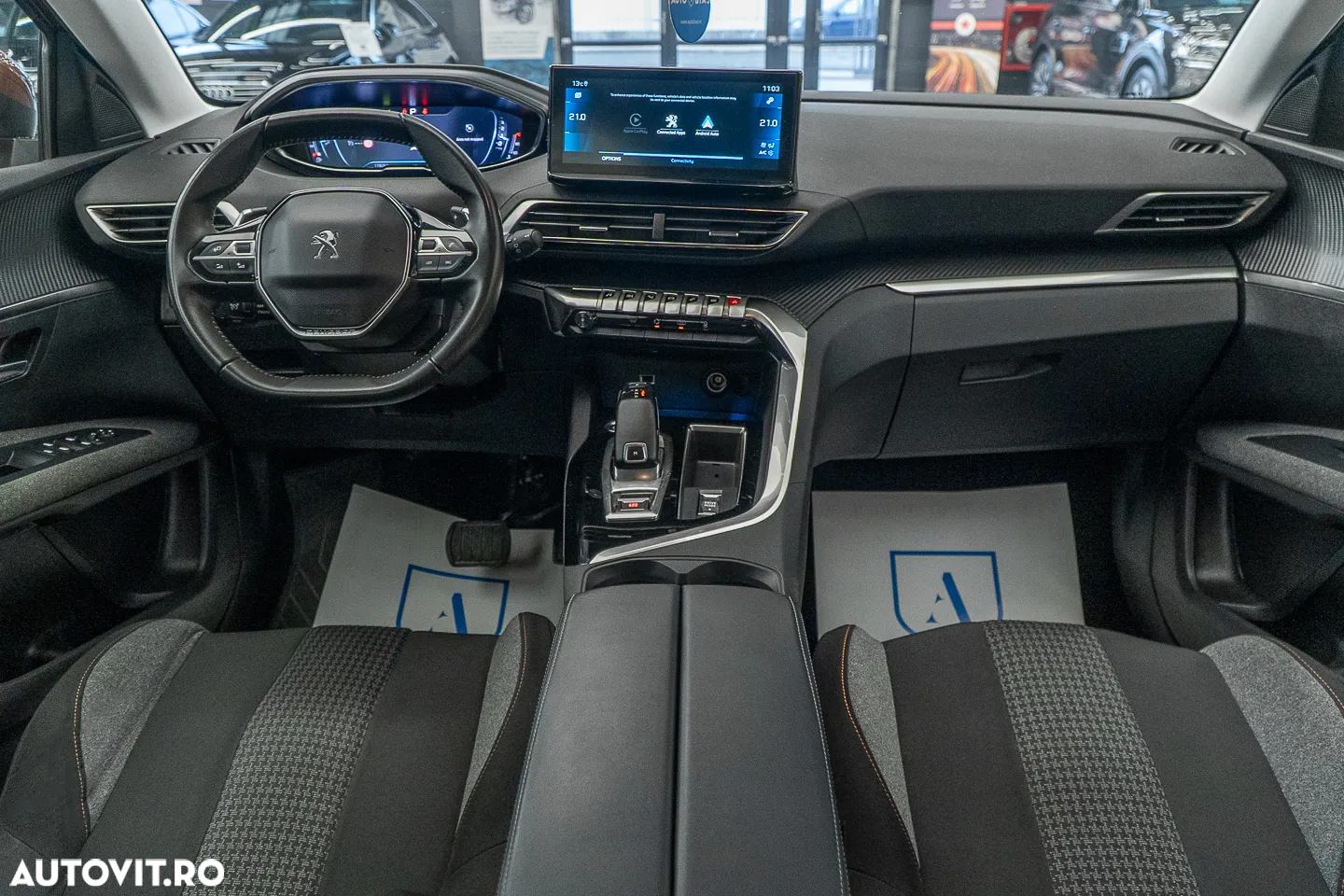 Peugeot 5008 1.2 Puretech Turbo s&s EAT8 Allure - 22