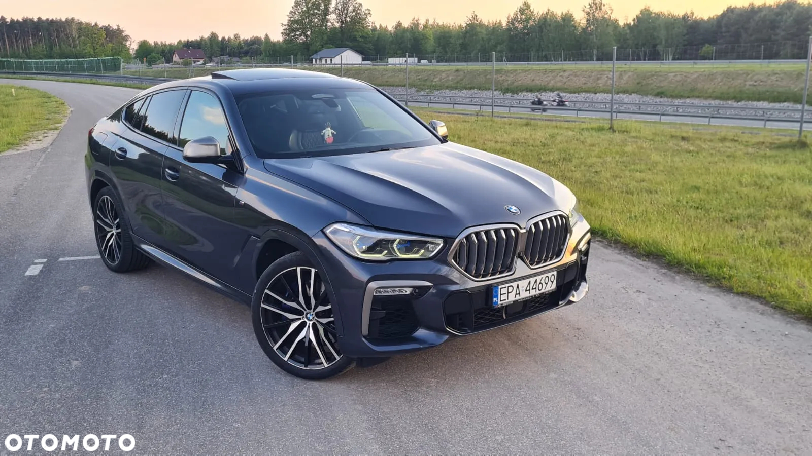 BMW X6 M50d - 12