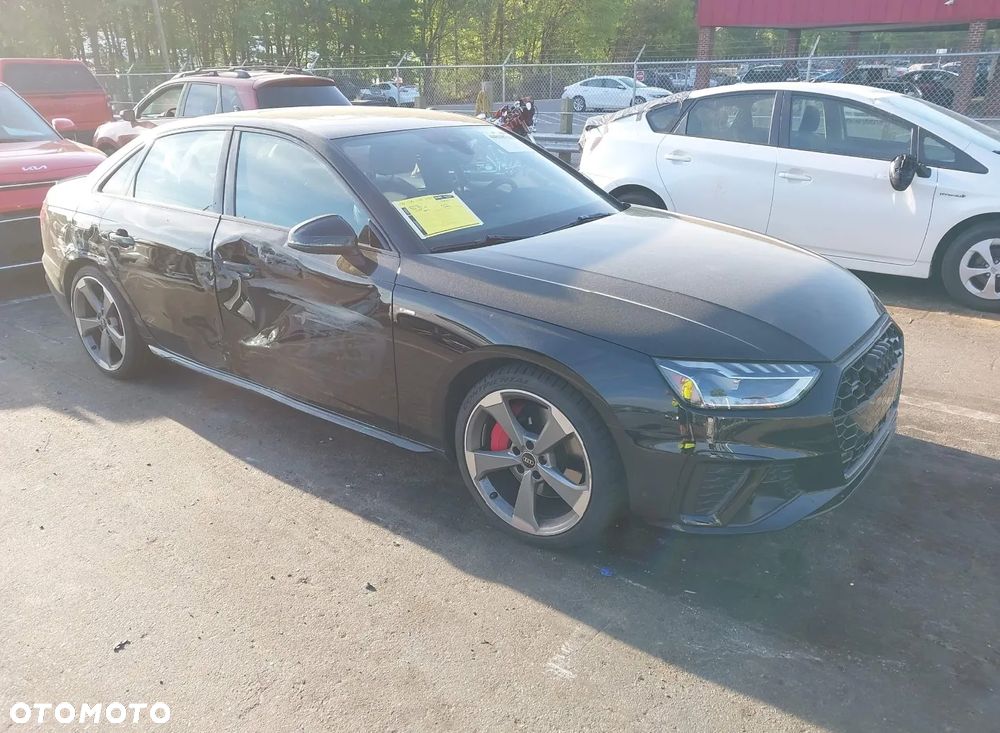 Audi A4 Limousine - 8