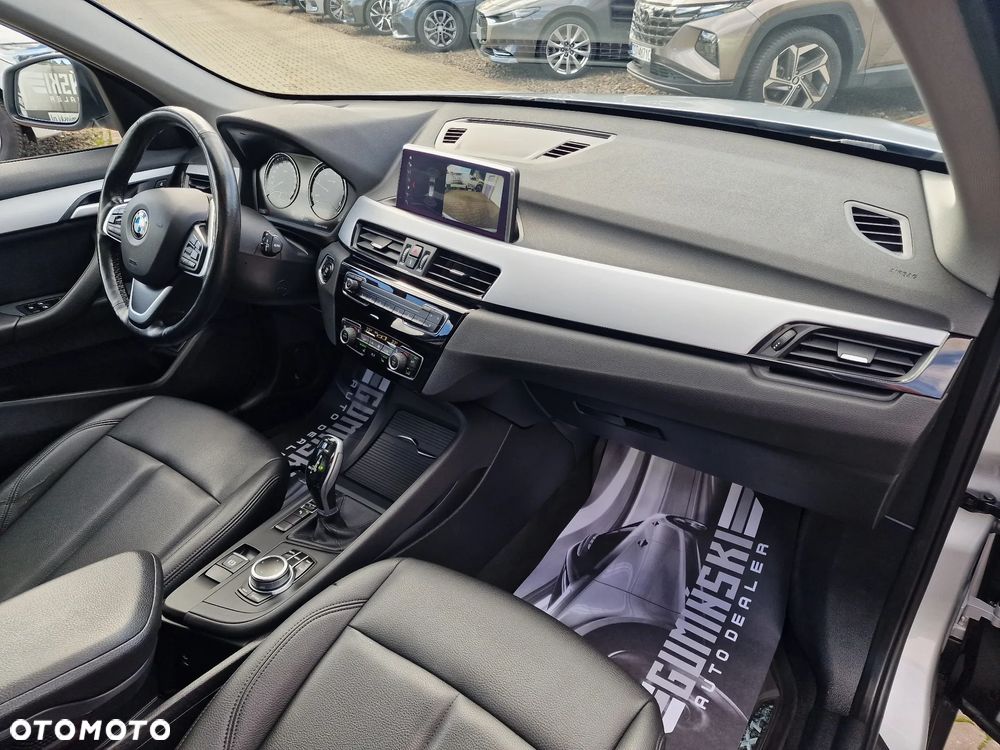 BMW X1 sDrive18d Sport Line sport - 19