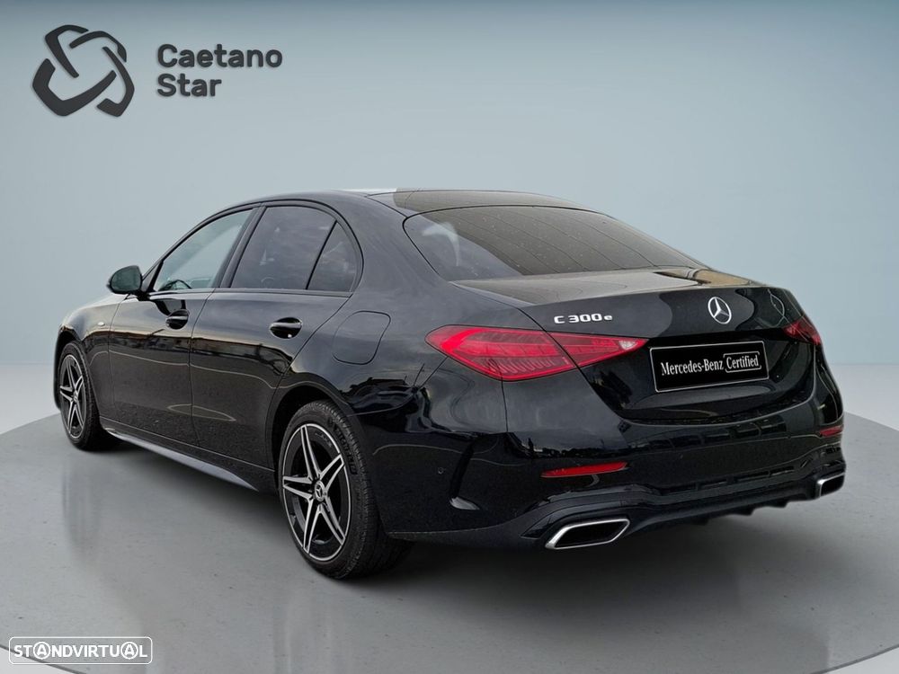 Mercedes-Benz C 300 e - 6