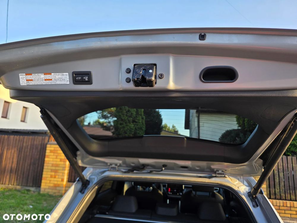 Toyota Corolla Cross 2.0 Hybrid Style - 19