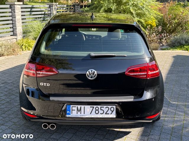 Volkswagen Golf GTD 2.0 TDI SCR DSG - 5