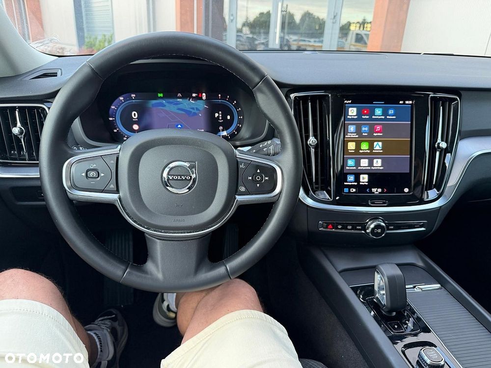 Volvo V60 B3 B Plus Dark - 13