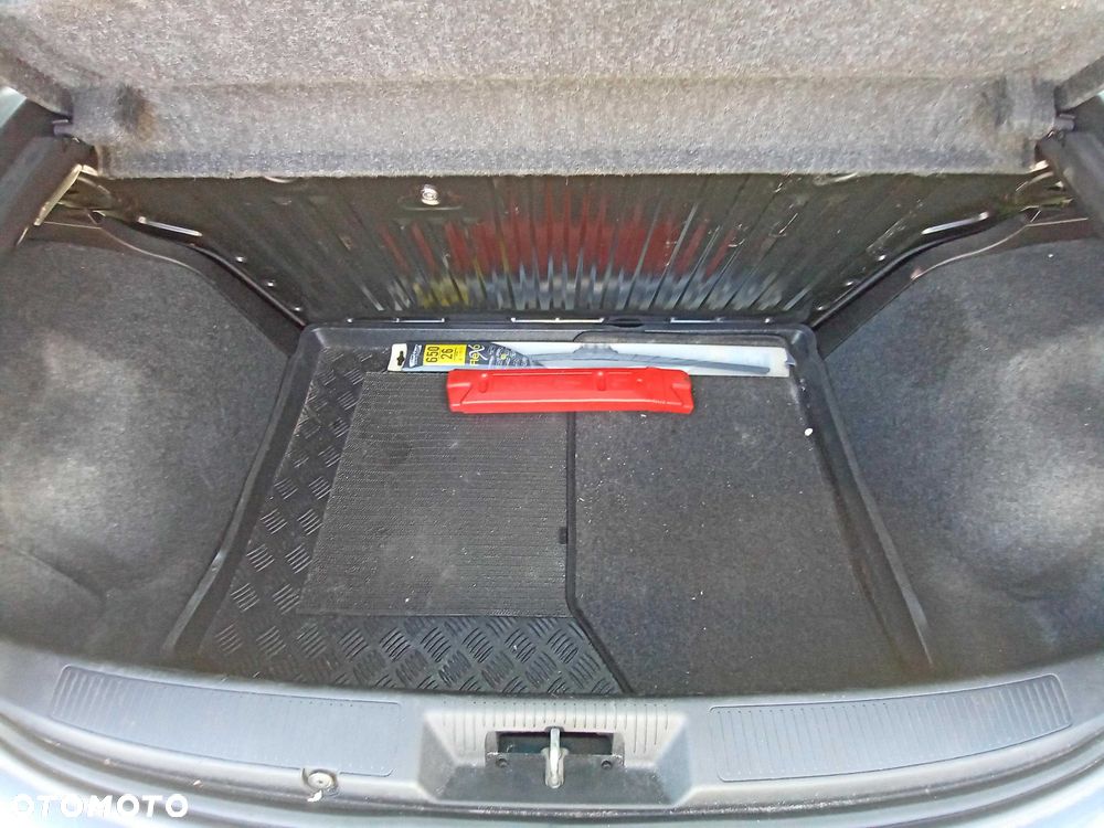 Fiat Grande Punto - 4