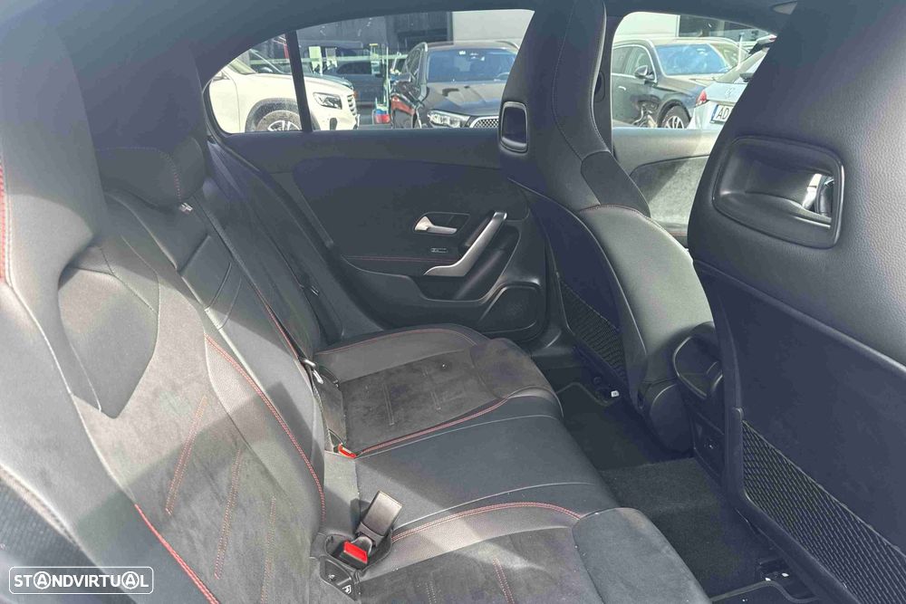 Mercedes-Benz A 250 e - 10