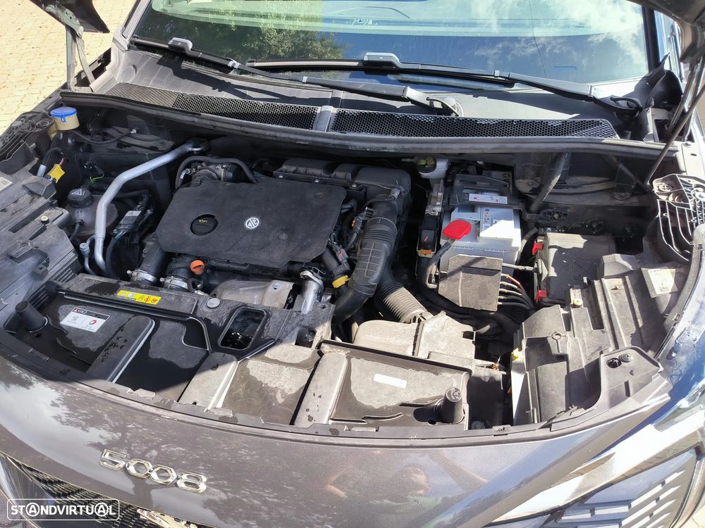 Peugeot 5008 1.5 BlueHDi Allure Pack EAT8 - 19