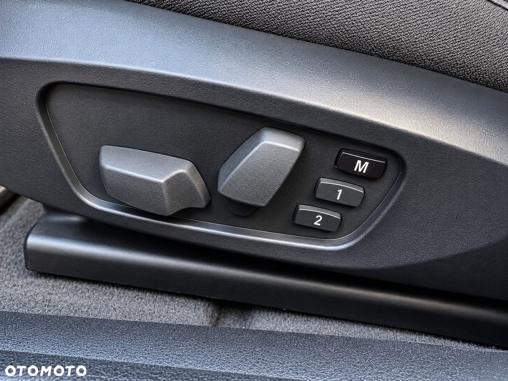 BMW Seria 3 - 28