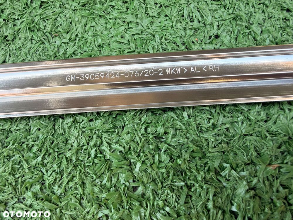 OPEL ASTRA Listwa zgarniająca na drzwi prawa NOWA chrom chromowa DE010X002 - 3