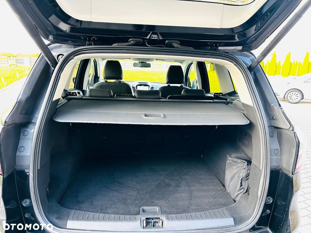 Ford Kuga 2.0 TDCi 4x4 Titanium - 21