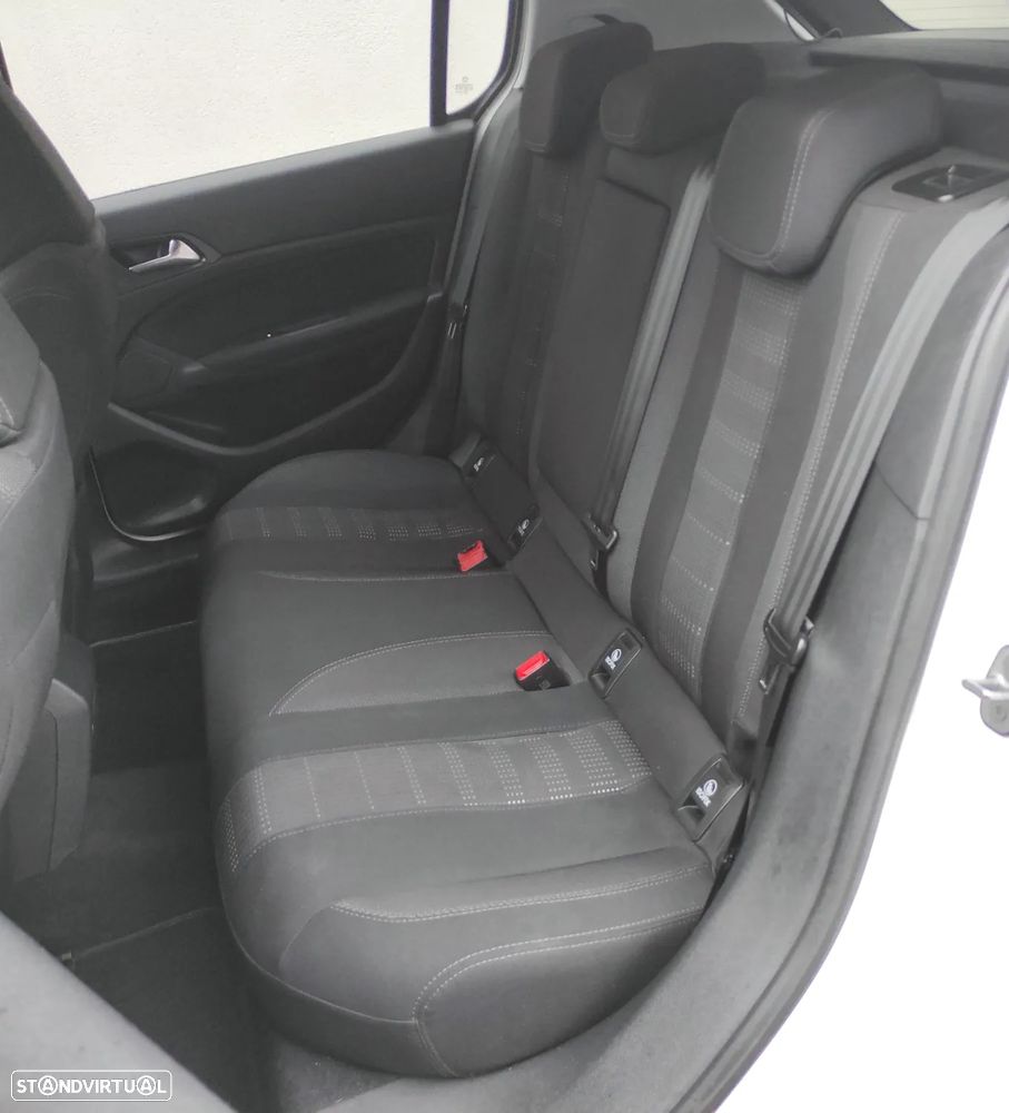 Peugeot 308 1.6 e-HDi Allure - 23