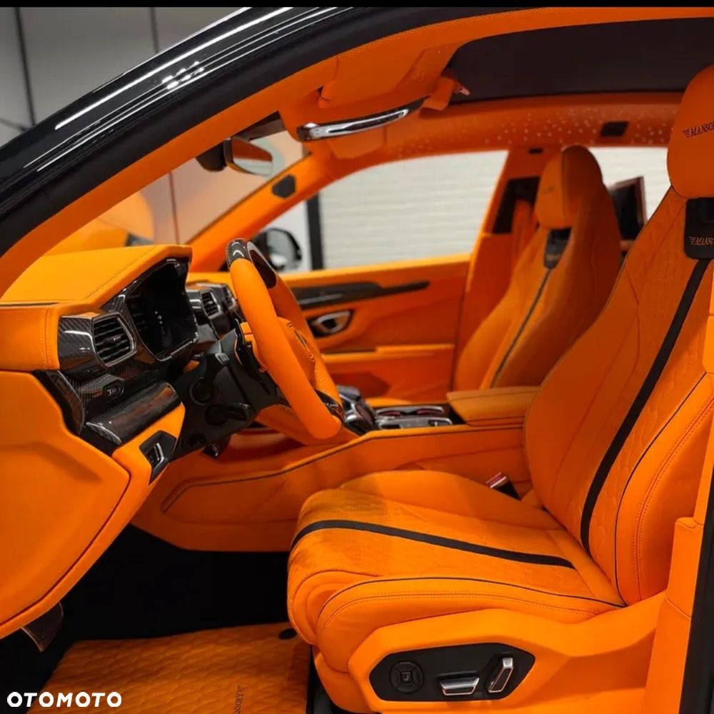 Lamborghini Urus - 8